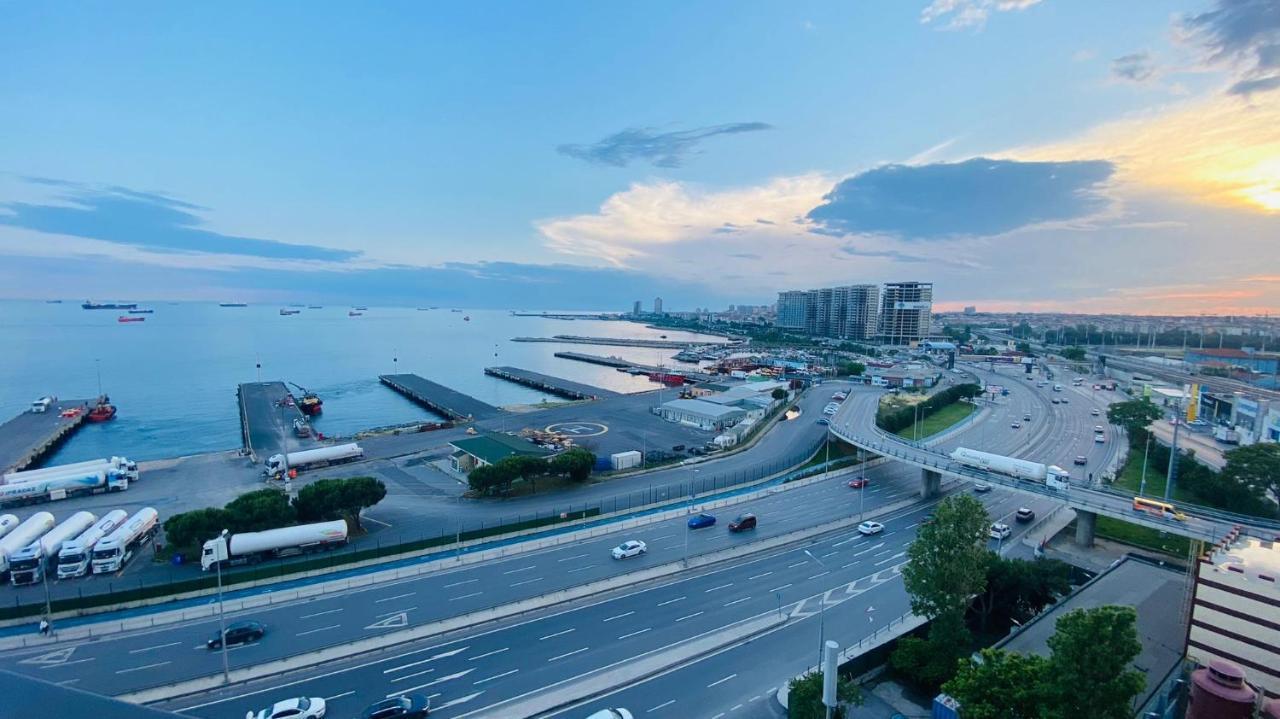 Luxury 2 Room Suite Apartment With Seaview In Center 이스탄불 외부 사진